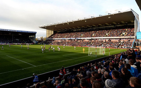 蒙卡达在接 蒙卡达在接